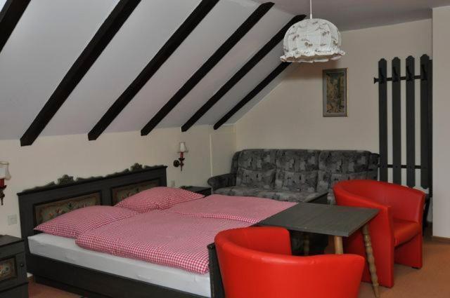 Hotel-Restaurant Johanniskreuz Trippstadt 部屋 写真